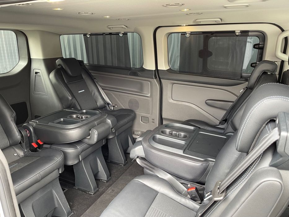 Wynajem Busów 9 i 8 -osobowych Wypożyczalnia Wrocław Ford Tourneo
