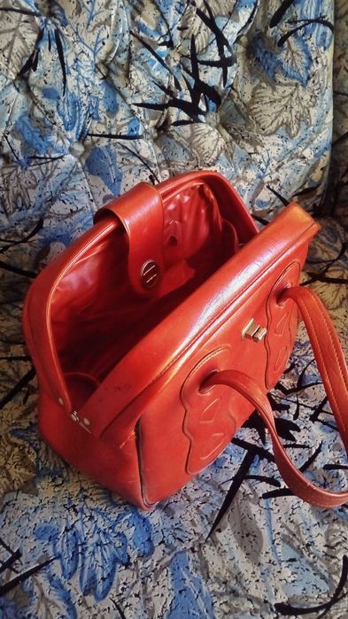 Вінтажна сумка з СРСР – раритет для колекціонерів та декору!