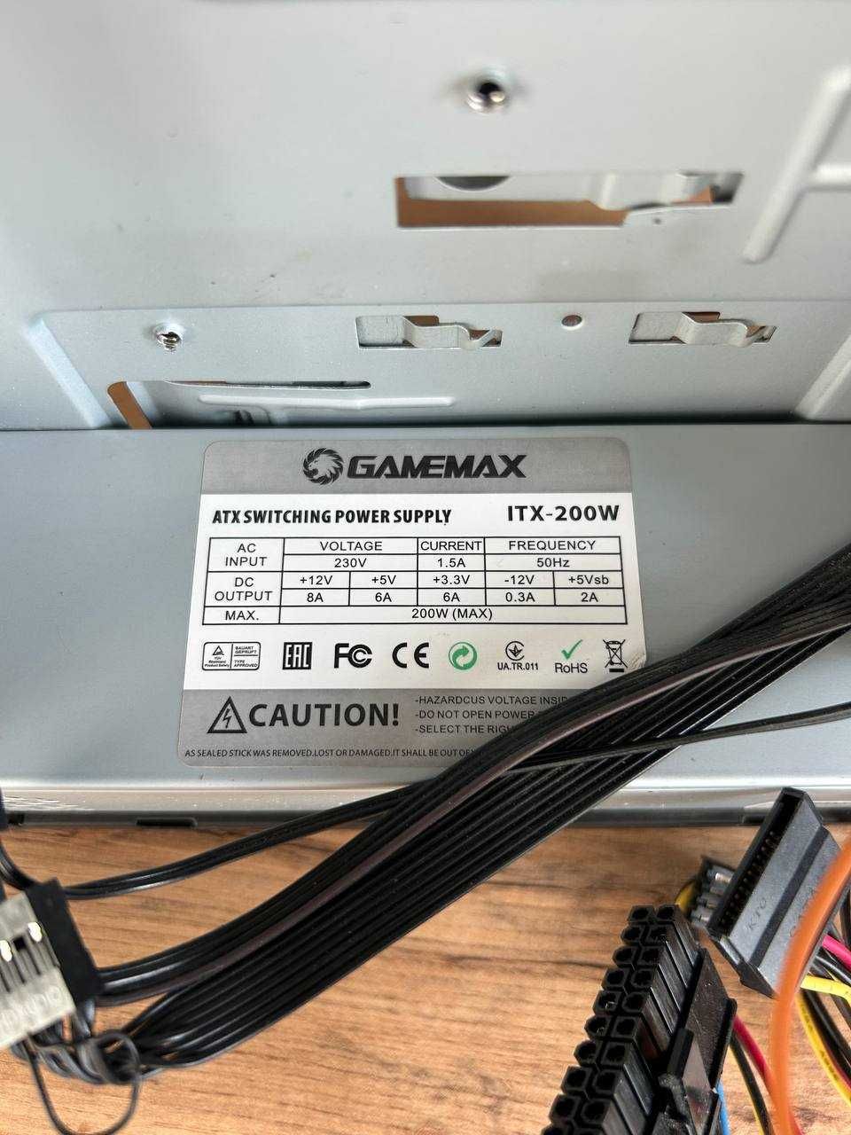 Корпус GAMEMAX Mini-ITX ST102 200W