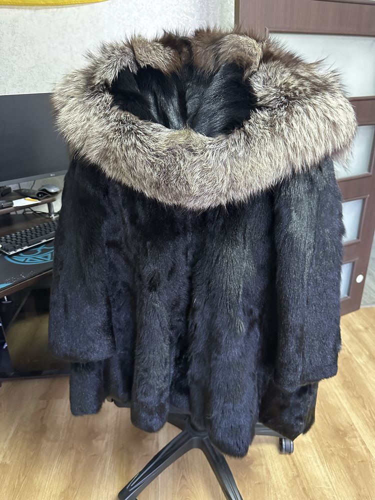 Шуба з чорнобурки