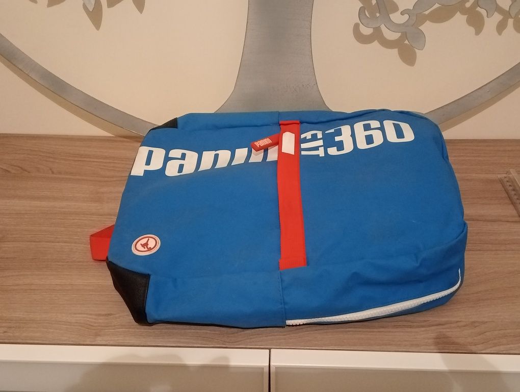 Mochila Panini como nova.