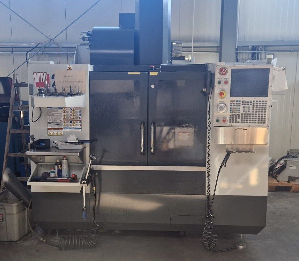 Фрезерний станок С чпу Haas VM 2 з 4+5 віссю
