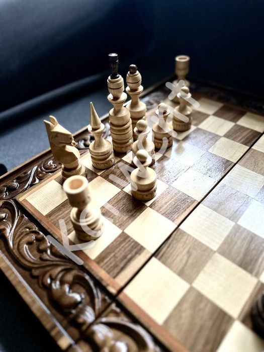 Дерев'яні Шахмати Ручної Роботи (Шашки + Нарди)