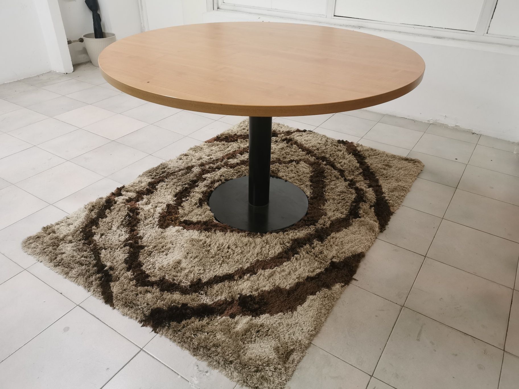 Mesa redonda 1.20m diâmetro