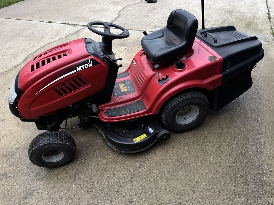 Traktorek kosiarka MTD LN155