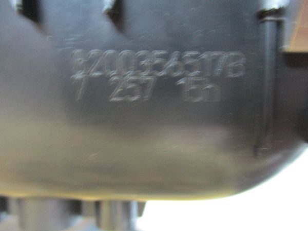 Comando / botão / interruptor vidros frente direito RENAULT Megane III