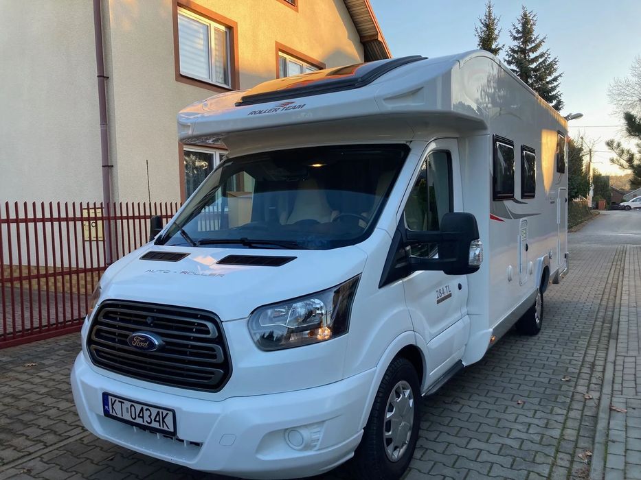 Ford TRANSIT ROLLER TEAM KRONOS  Polski salon, używany prywatnie, niski przebieg.