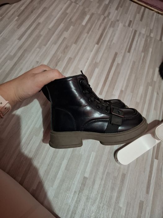 Ботинки дитячі 28р.