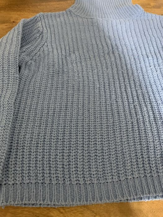 Camisola de gola alta “Rut & Circle” tamanho M, azul