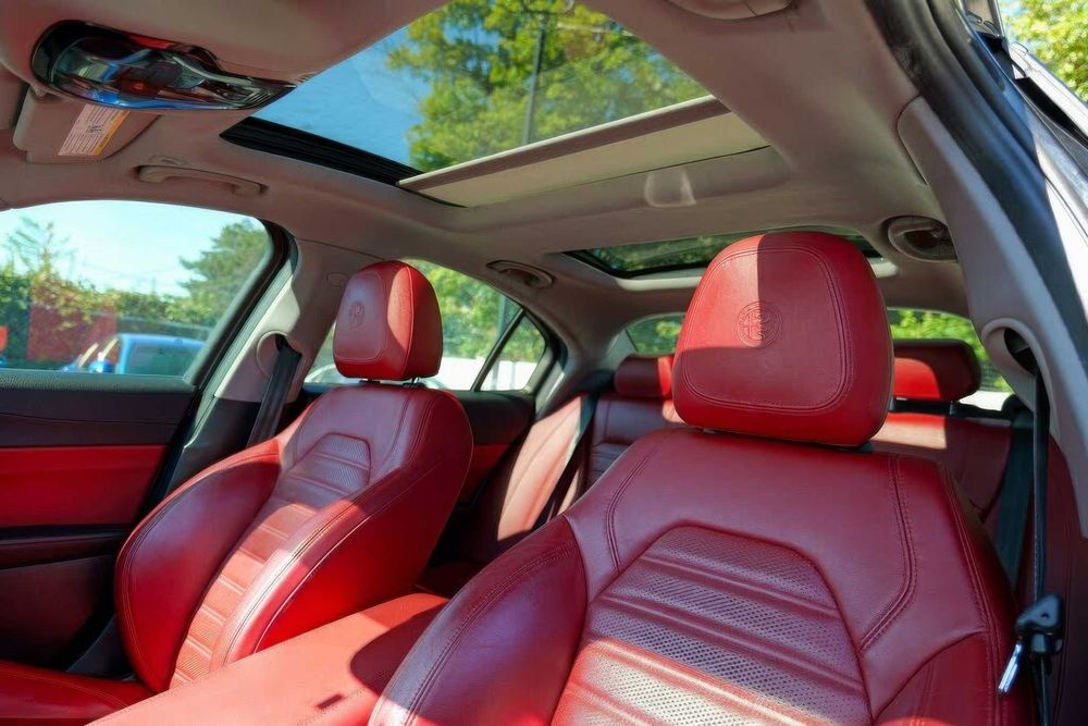 Alfa Romeo Giulia Ti Sport      2019