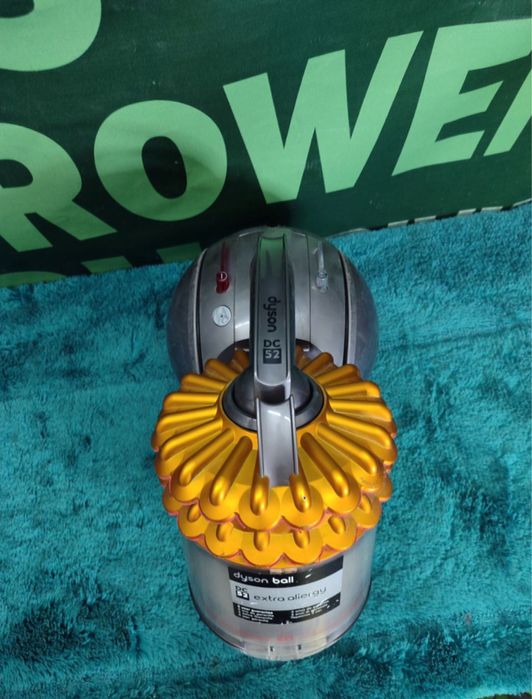 Пилосос Dyson DC52