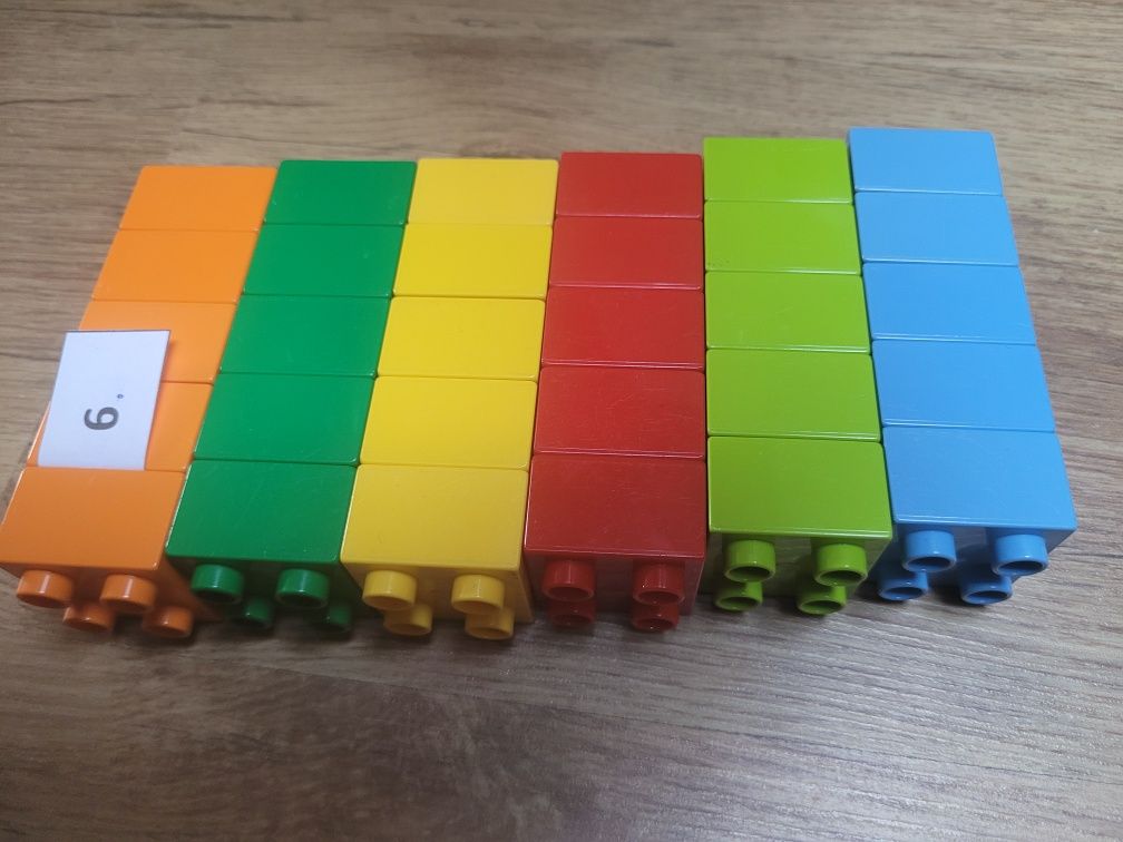 Lego Duplo 30 klocków budowlanych.