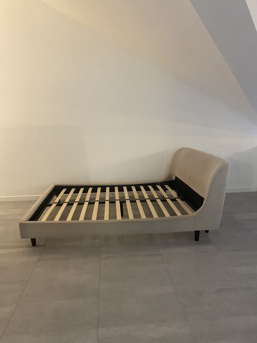 Cama de Casal HEDWIG (160cm) – AREA Store