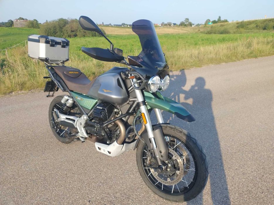 Moto Guzzi V85TT Centenario 2022 PL salon. 14700 km