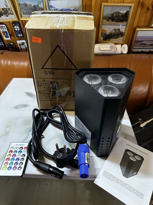 Світлодіодний Par Light ZQ01429 з ІЧ-пультом, трикутник, 3 лампи
