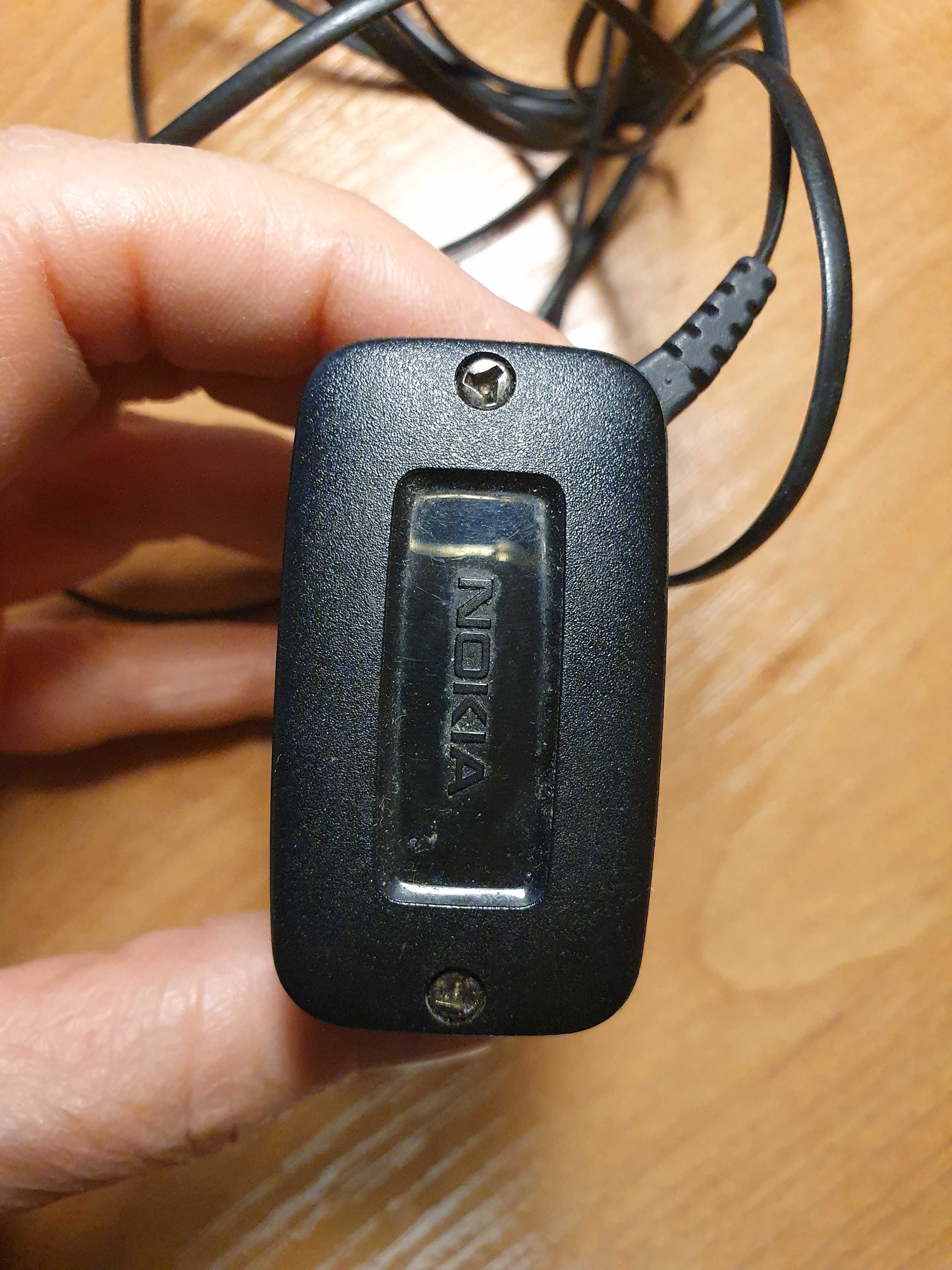 продам 2 зарядны[ устройства к старым  телефонам Nokia