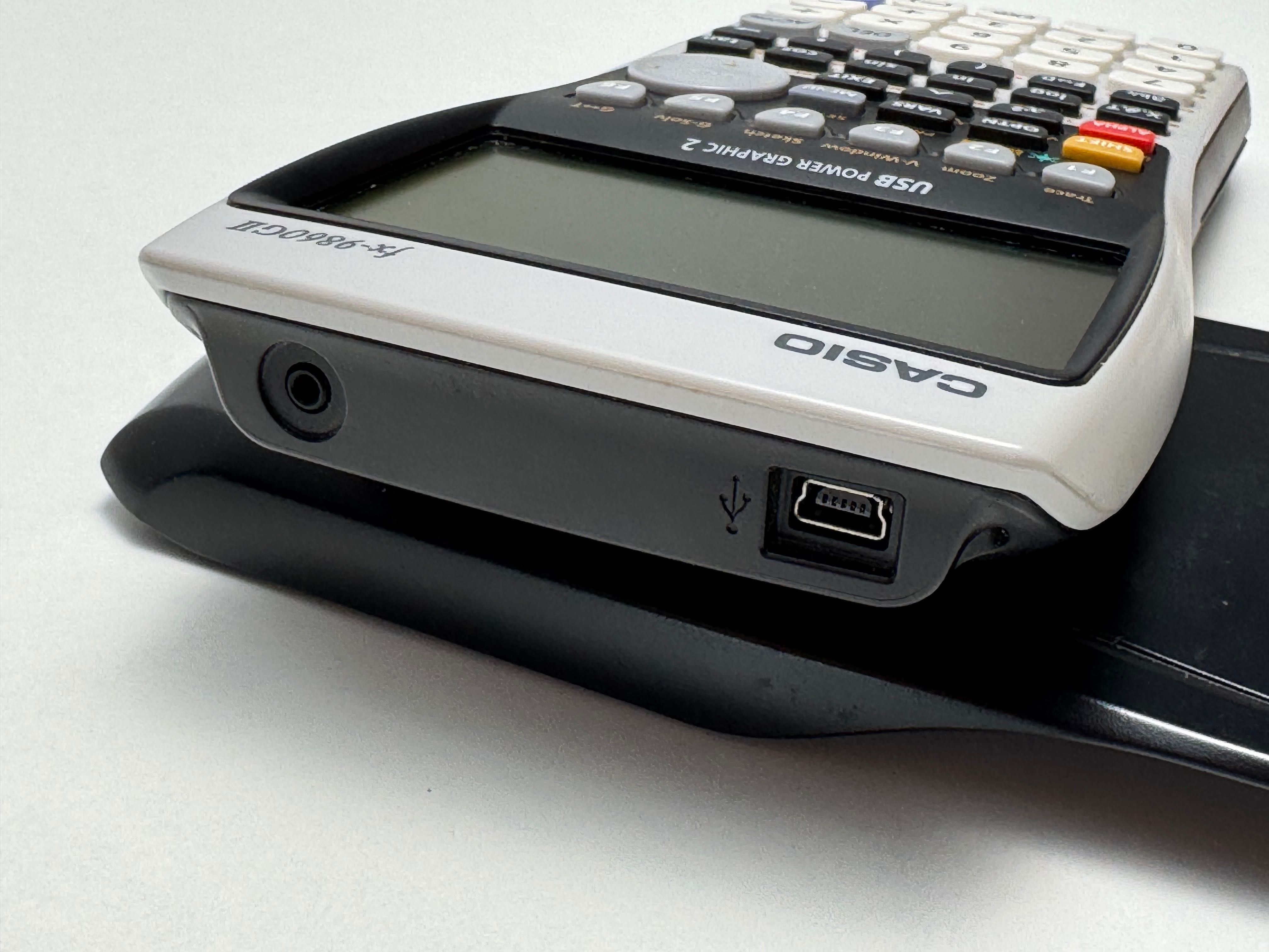 Calculadora científica programável Casio fx-9860GII