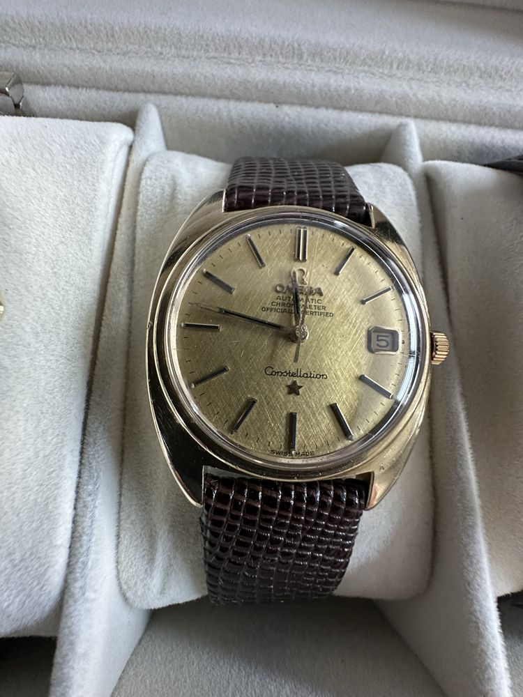 Omega Constellation C-Shape Gold Cap Linen Dial