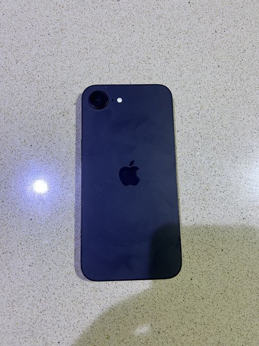 iphone 16e com a caixa 128Go