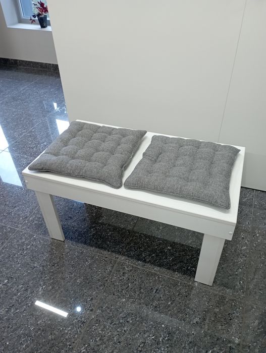 Журнальний столик