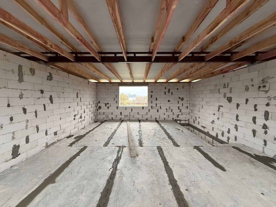 Продам сучасний таунхаус у селищі Баришівка