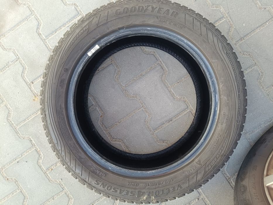 2 x opona całoroczna Goodyear 185/55/15