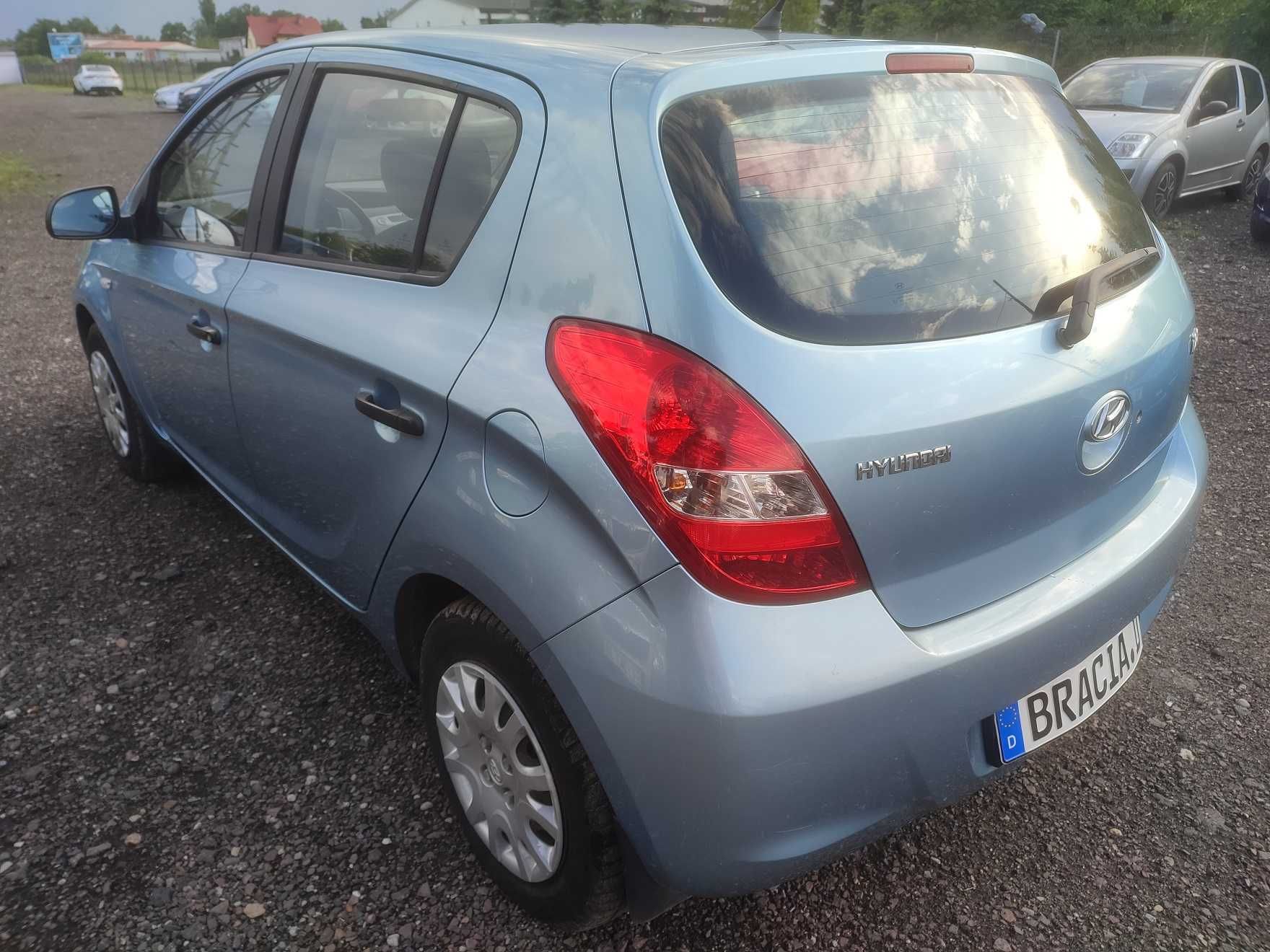 Hyundai i20 1,2 Benzyn 2010r Niski Przebieg KLIMA z Niemiec 100% OPŁAT