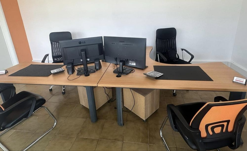 Secretarias em L