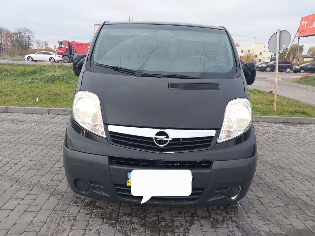 Opel Vivaro з вебасто