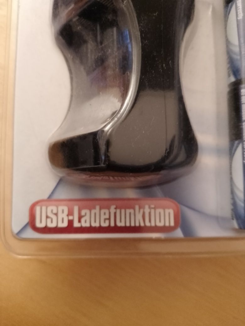 Carregador para pilhas com porta USB