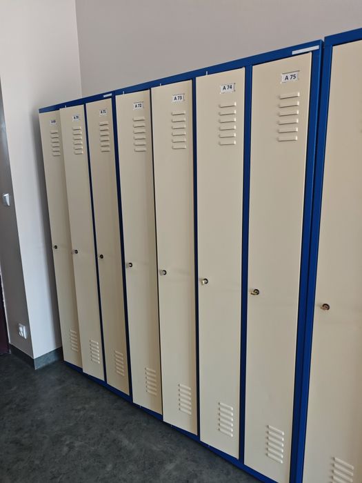 Szafka szatniowa  ubraniowa bhp pracownicza 3 osobowa