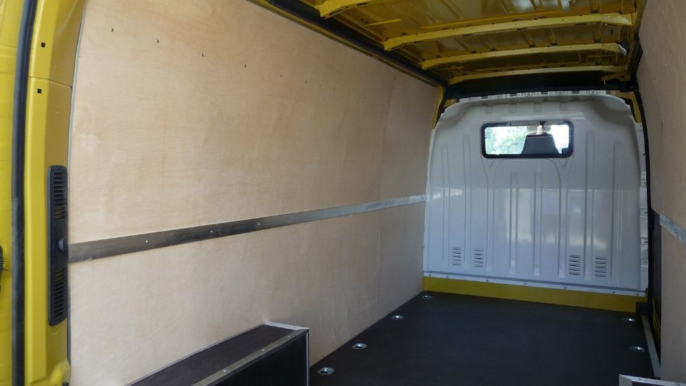 Renault Master L3H2 zabudowa ze sklejki
