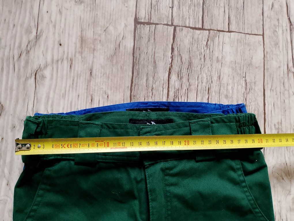 Niebieske spodnie trekkingowe r.135-140