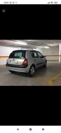 Renault Clio 2002