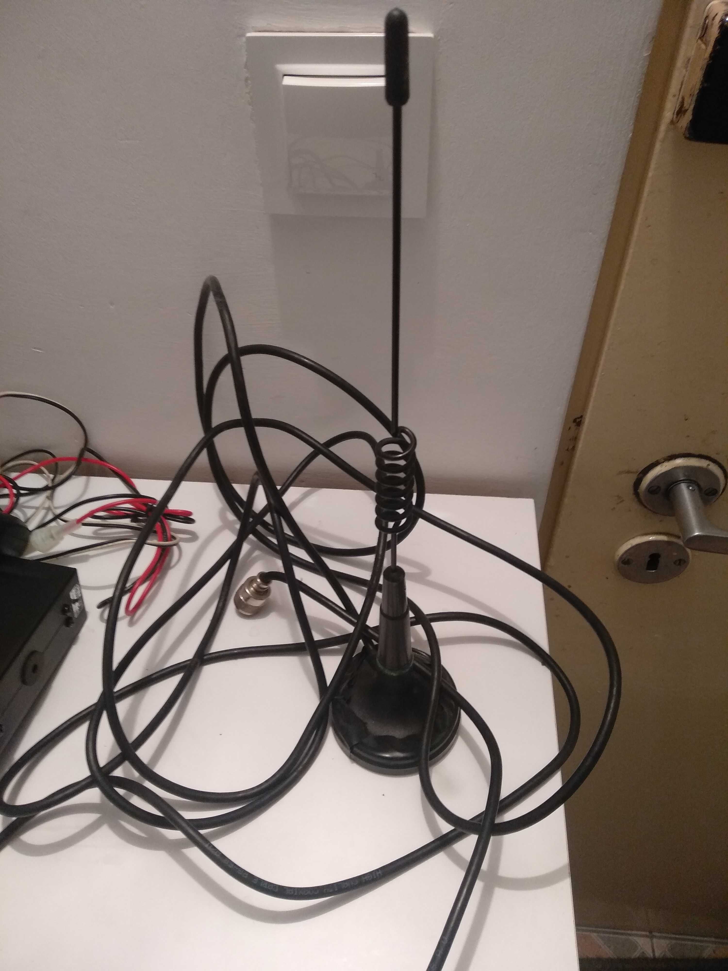 Radio CB Yosan PRO 120 + antena