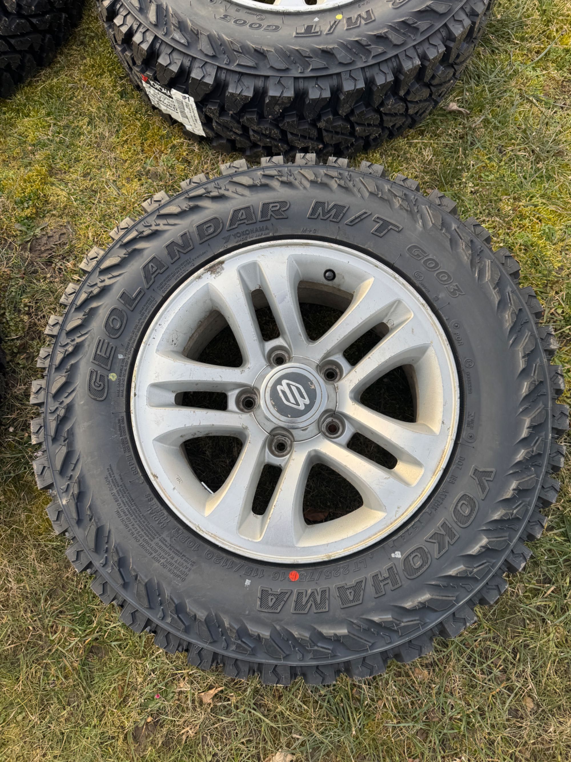 Opony Yokohama Geolandar MT G003  225/75R16