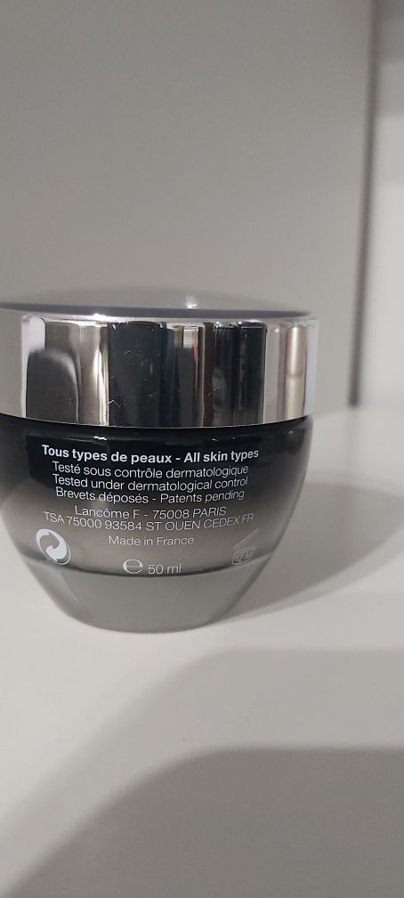 Lancome Genifique Advanced krem odmładzający na dzień