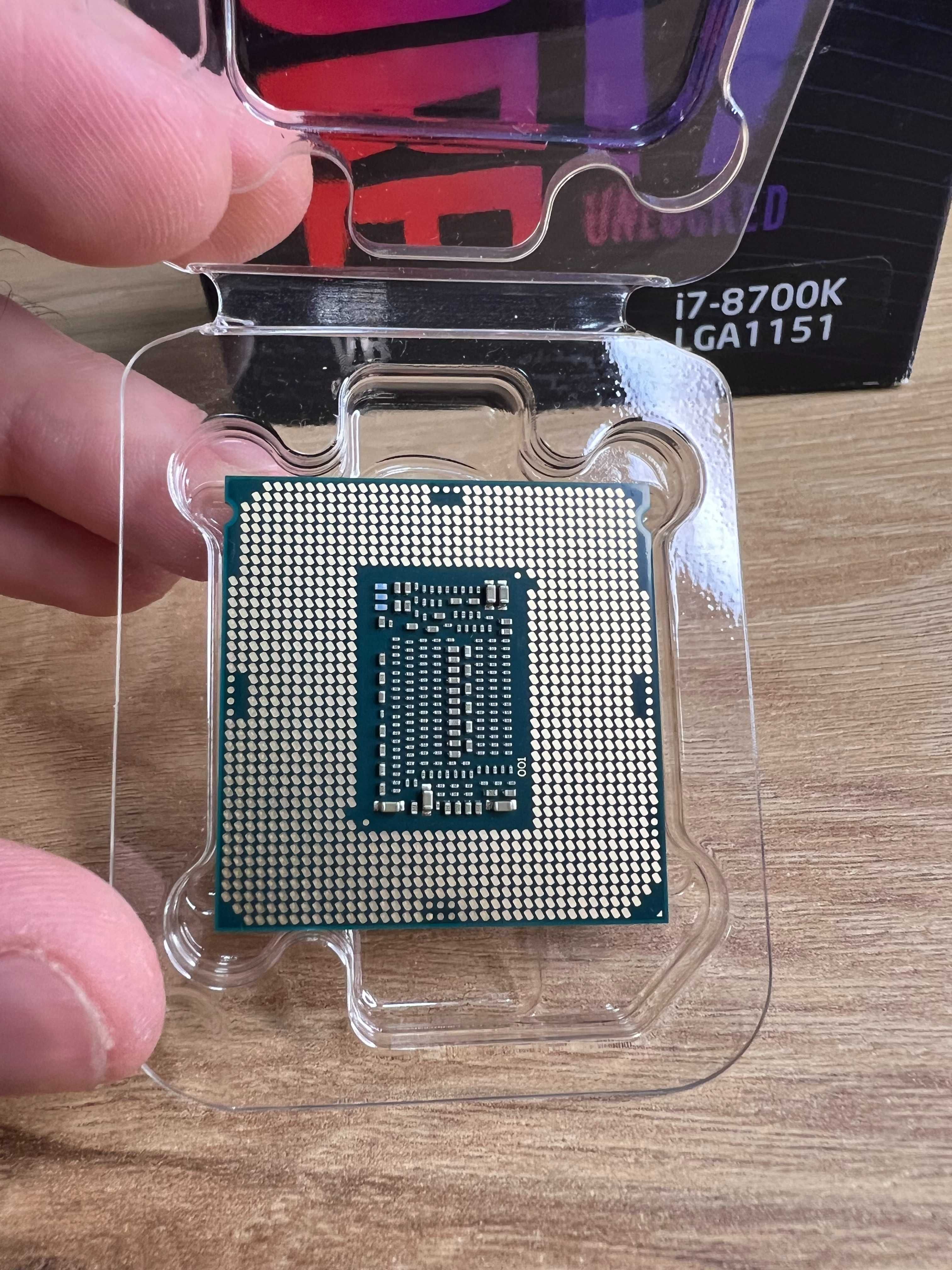 Процесор Intel Core i7-8700K 3.7GHz/8GT/s/12MB s1151 BOX