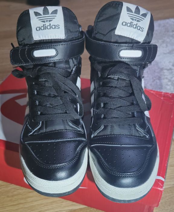 Високі кросівки Adidas