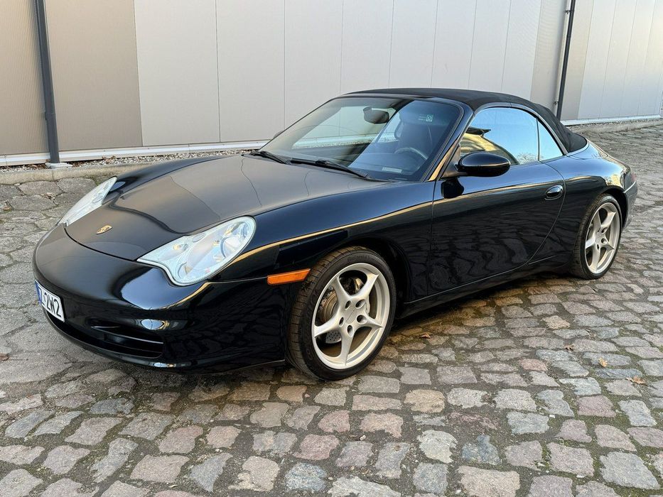 Porsche 911 911 Carrera 4 3.6L 320km Manual 4x4 Karbon Cabrio PDC LUXURYCLASSIC