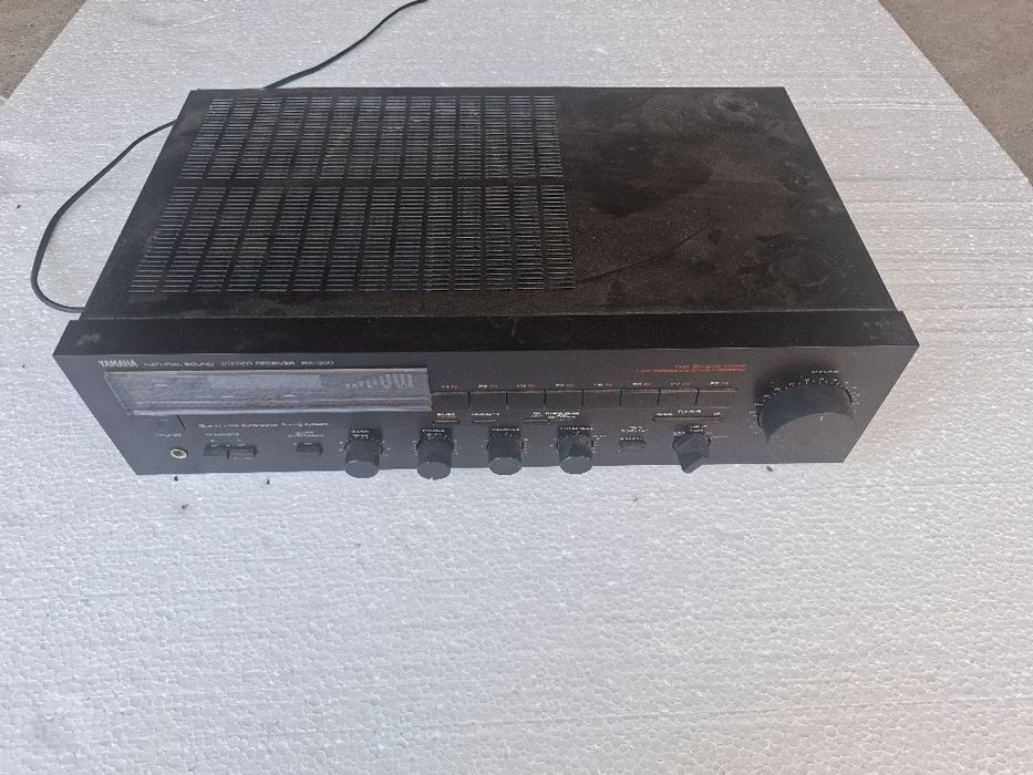 Yamaha rx-300 amplituner