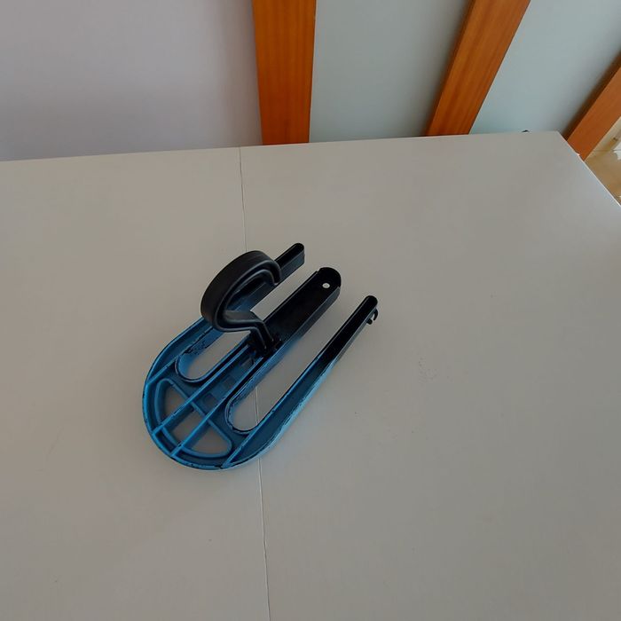 Cabide para fato seco