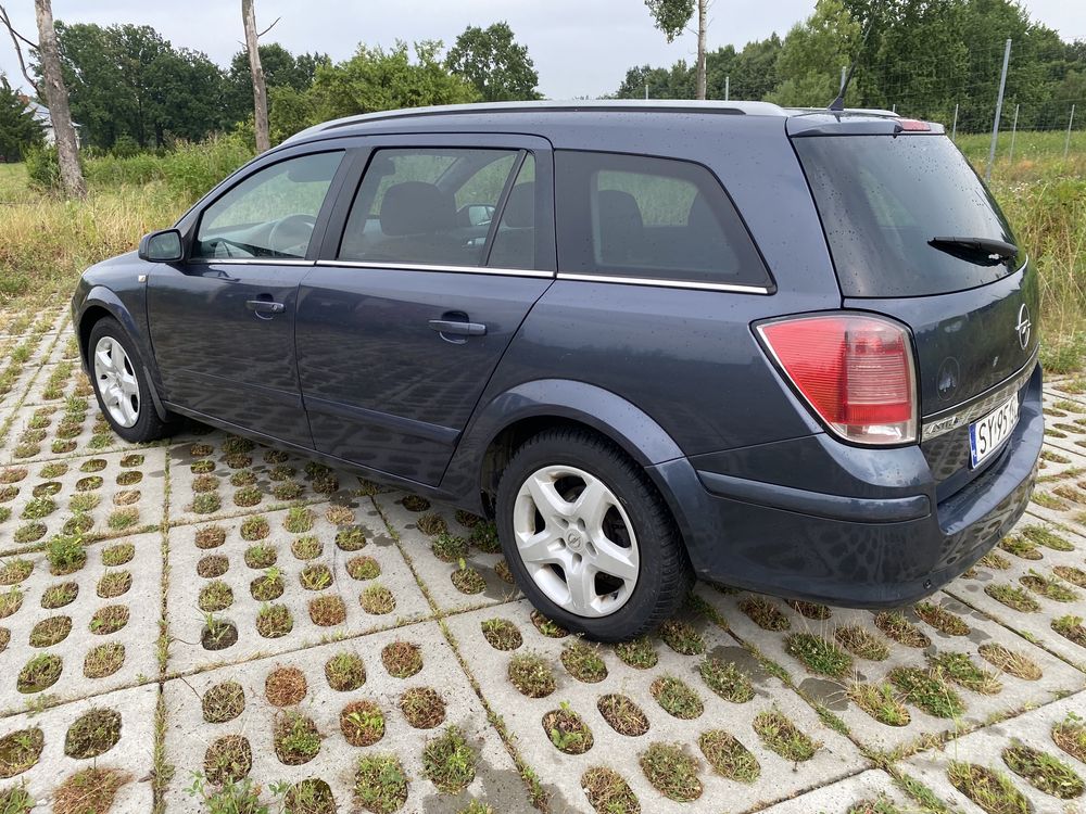 Opel Astra H Kombi 1.6 LPG