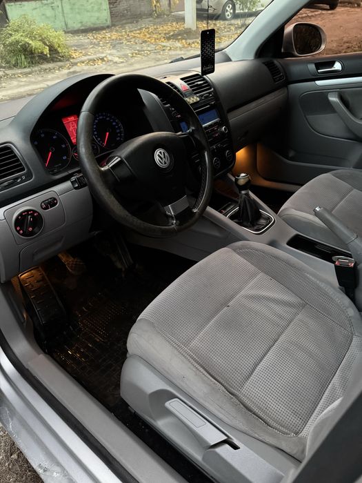 Продам golf 1.9tdi 2008клімат панорама