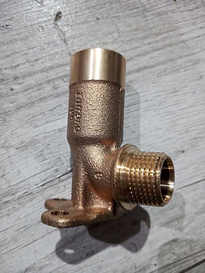Geberit Mepla kolano z łapą 1/2 73 mm