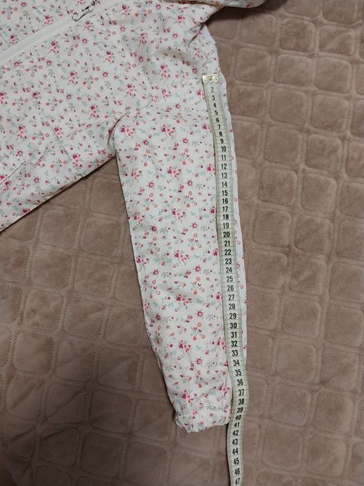 Курточка вітровка 4-6р