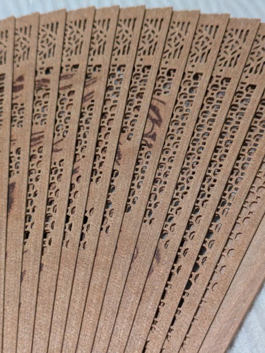 Wachlarz w dekoracyjnym opakowaniu