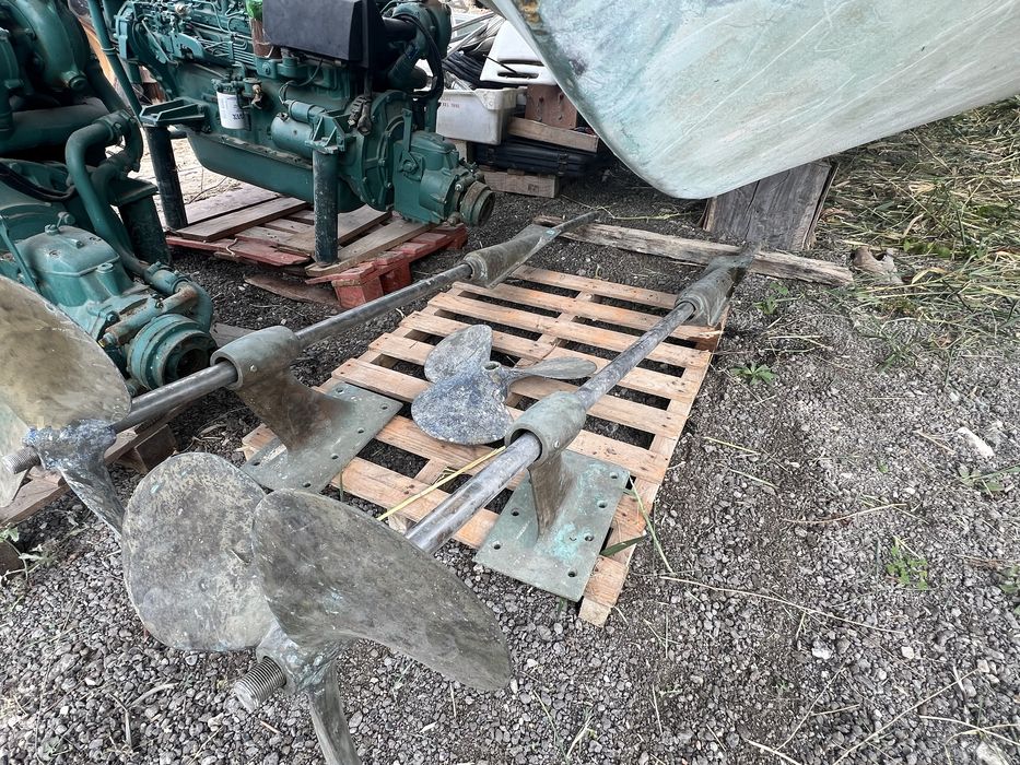 Embarcação Chris Craft Constellation 28 Ft