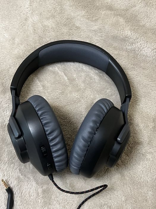 Навушники JBL QUANTUM 100