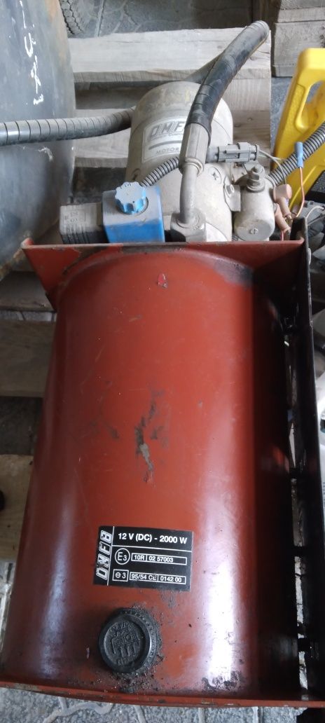 Гідростанція 12v з циліндром